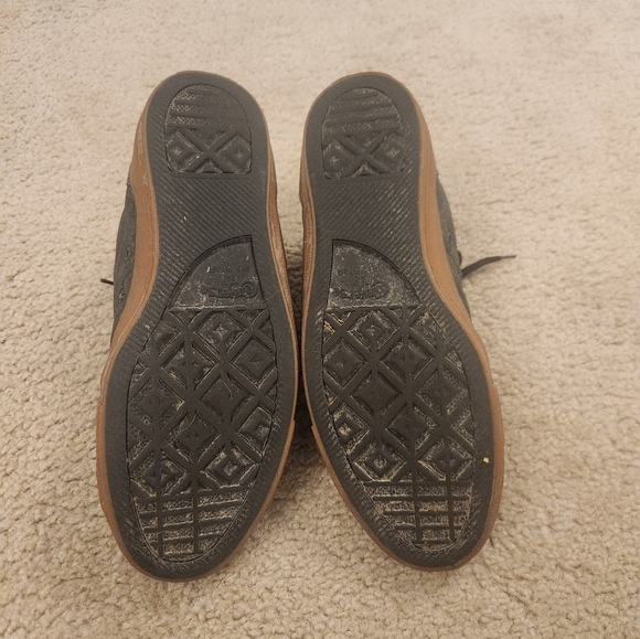 Converse Chuck Taylor Shoe Men 10 Leather Black All-Star High-Top Gum Sole - Picture 2 of 7